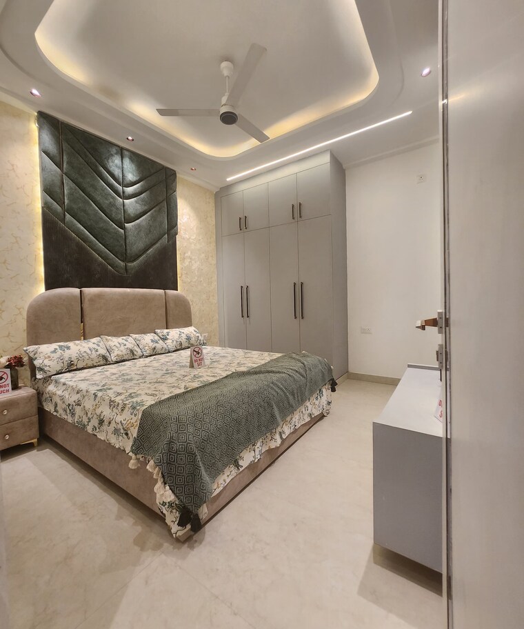 Bedroom, sector 72 2 Bedroom 1100 Sq.Ft. Builder Floor In Sector 72 Noida 8561991