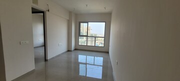 Room in 2 BHK Apartment at Piramal Vaikunth, Balkum Pada – for Rent