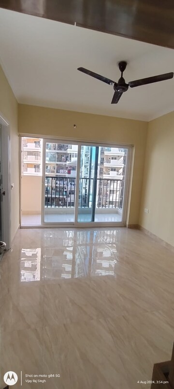 Living Room in 3 BHK Apartment at Gaur City 2 - 14th Avenue, Sector 16c Greater Noida – for Rent