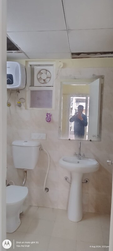 Bathroom in 3 BHK Apartment at Gaur City 2 - 14th Avenue, Sector 16c Greater Noida – for Rent