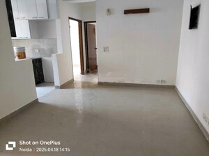 Room in 2 BHK Apartment at Amrapali Silicon City, Sector 76 – for Sale