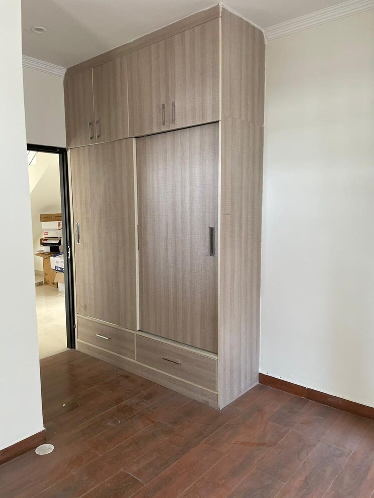 Room, altura-apartments 4 Bedroom 3452 Sq.Ft. Penthouse In Ghazipur Zirakpur 8562034