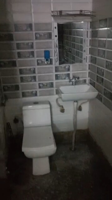 Bathroom in 1 BHK Builder Floor at Mehrauli – for Rent