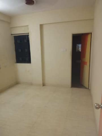 Room in 5 BHK Villa at Alugunuru – for Sale
