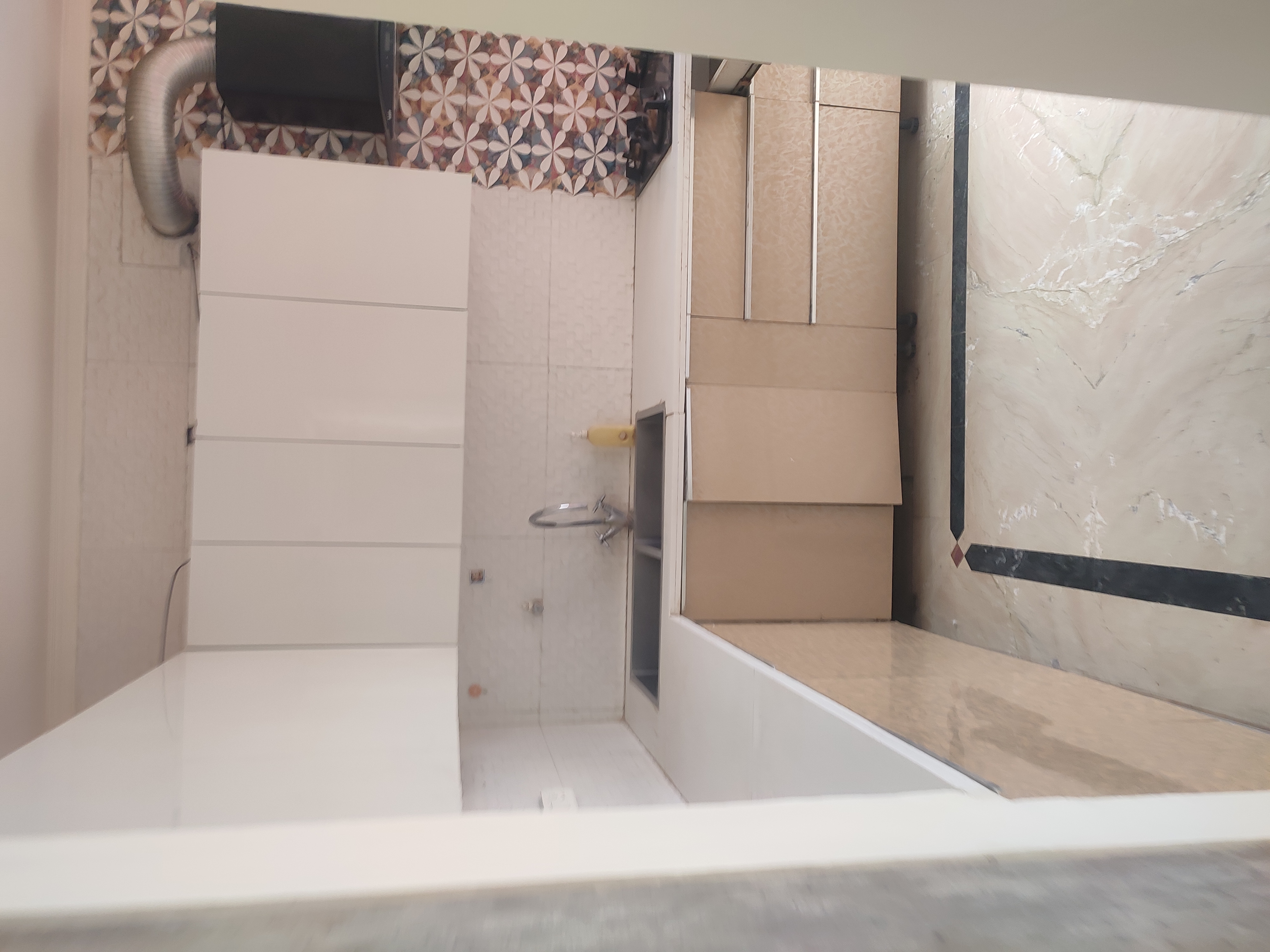 4 BHK + Servant Room Apartment For Rent in Royal Residency Gurgaon