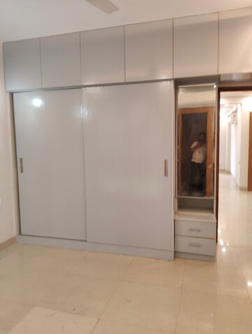 3.5 BHK Apartment For Rent in Emaar Emerald Floors Premier, Sector 65