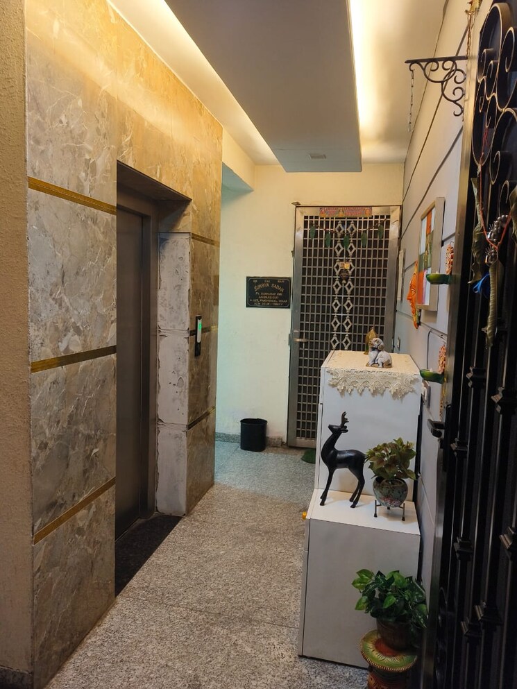 Kitchen, panchsheel vihar 2 Bedroom 60 Sq.Yd. Builder Floor In Panchsheel Vihar Delhi 8562100