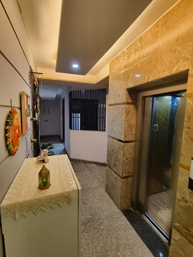 Living Room, panchsheel vihar 2 Bedroom 60 Sq.Yd. Builder Floor In Panchsheel Vihar Delhi 8562100