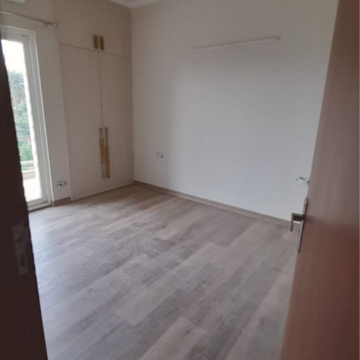 2 BHK Apartment For Rent in Ireo Uptown, Sector 66