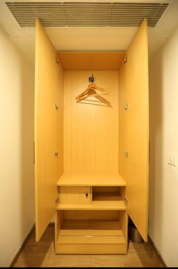 Master Bedroom in 3 BHK Apartment at Stellar Mi Citihomes, Omicron Iii Greater Noida – for Rent