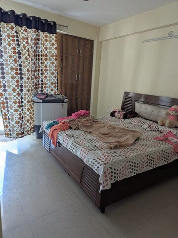 Bedroom in 2.5 BHK Apartment at JKG Palm Resort, Raj Nagar Extension – for Rent