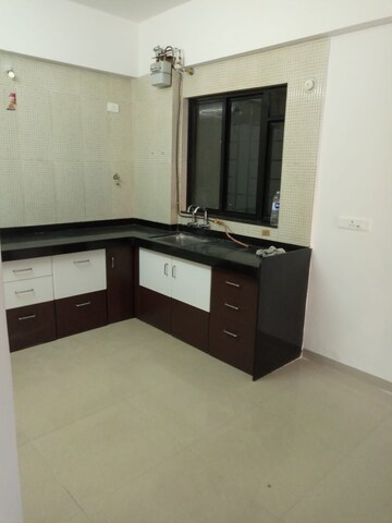 Kitchen in 2.5 BHK Apartment at Vyas Ranjeet Heights, Rambaug Colony – for Rent