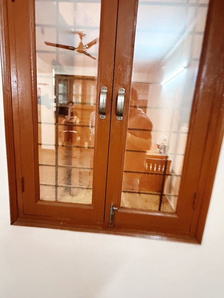 undefined, sector 55 3 Bedroom 2400 Sq.Ft. Independent House In Sector 55 Gurgaon 8562586