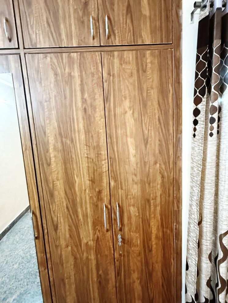 undefined, sector 55 3 Bedroom 2400 Sq.Ft. Independent House In Sector 55 Gurgaon 8562586