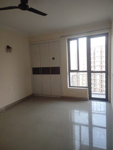 Kitchen in 2 BHK Apartment at Unitech The Residences Sector 33, Sector 33 – for Rent