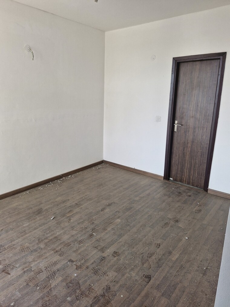 Bedroom, sector 80 3 Bedroom 1550 Sq.Ft. Apartment In Sector 80 Faridabad 8562606