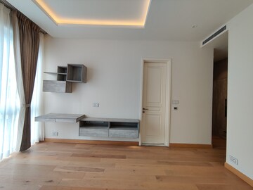 Room in 1 BHK Apartment at Bhartiya Leela Residences, Thanisandra Main Road – for Rent