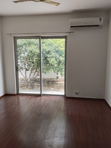 4 BHK Villa For Sale in Vatika Signature Villas, Sector 82