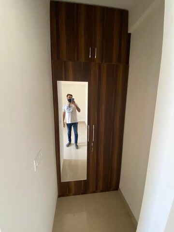 Building Lobby in 3.5 BHK Apartment at Emaar Emerald Estate, Sector 65 – for Rent