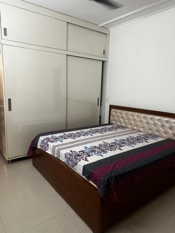 Bedroom in 3 BHK Builder Floor at Ardee City, Sector 52 – for Rent