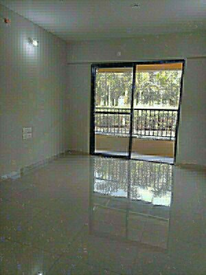 Room in 2 BHK Apartment at Magarpatta Riverview City Hornbill Heights, Loni Kalbhor – for Sale