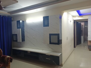 Building Lobby in 3.5 BHK Apartment at Shree Vardhman Flora, Sector 90 – for Rent