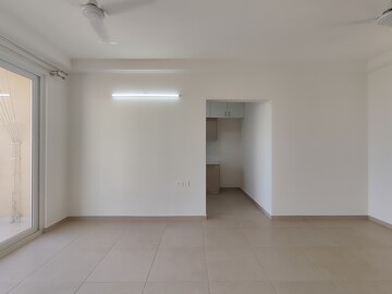 Room in 2 BHK Apartment at Bhartiya Nikoo Homes Phase 2, Thanisandra Main Road – for Sale