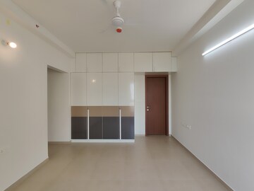 Room in 2 BHK Apartment at Bhartiya Nikoo Homes Phase 2, Thanisandra Main Road – for Sale