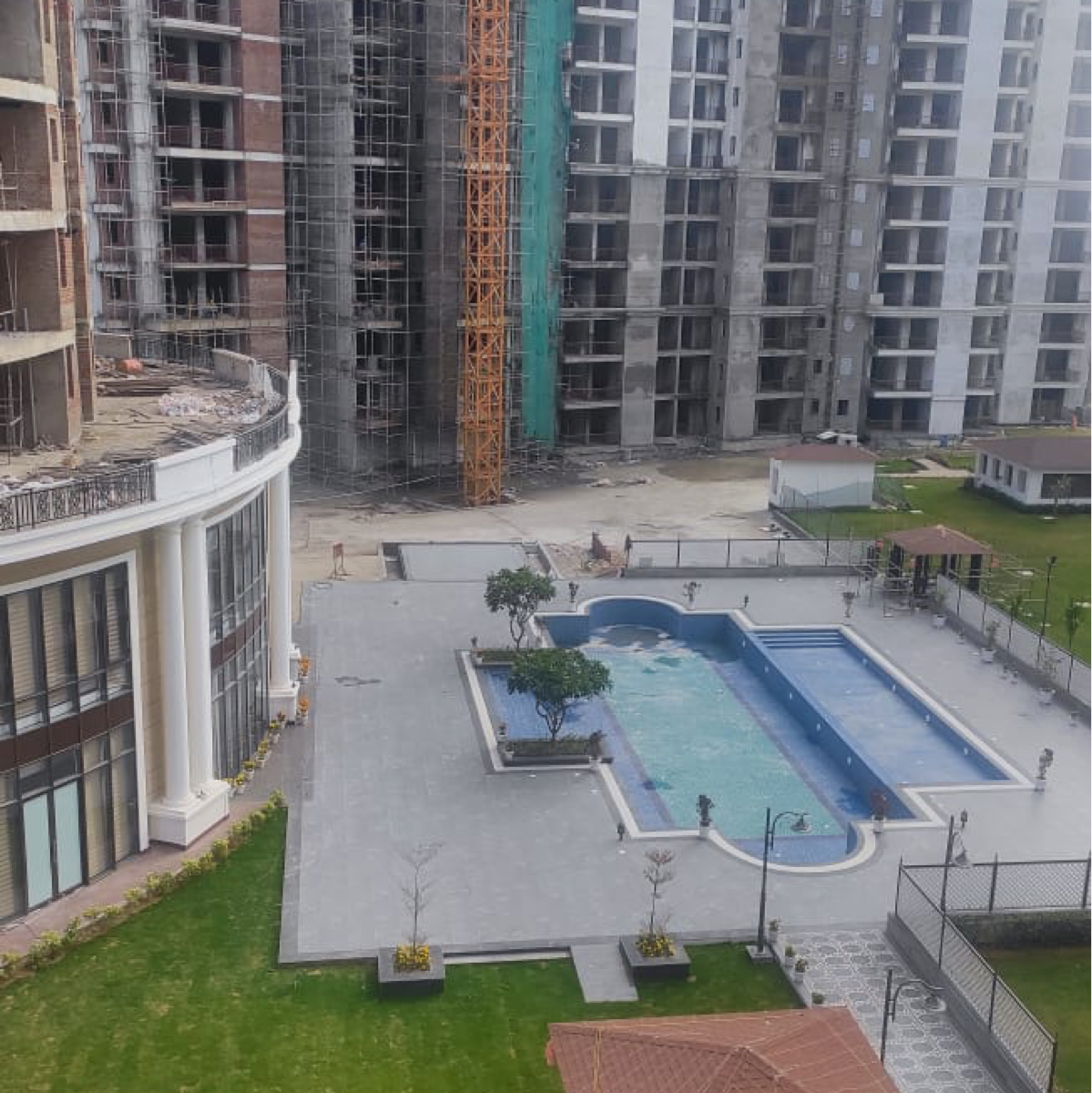 3.5 BHK + Study Room 1775 Sq.Ft. Apartment in Ambika Florence Park