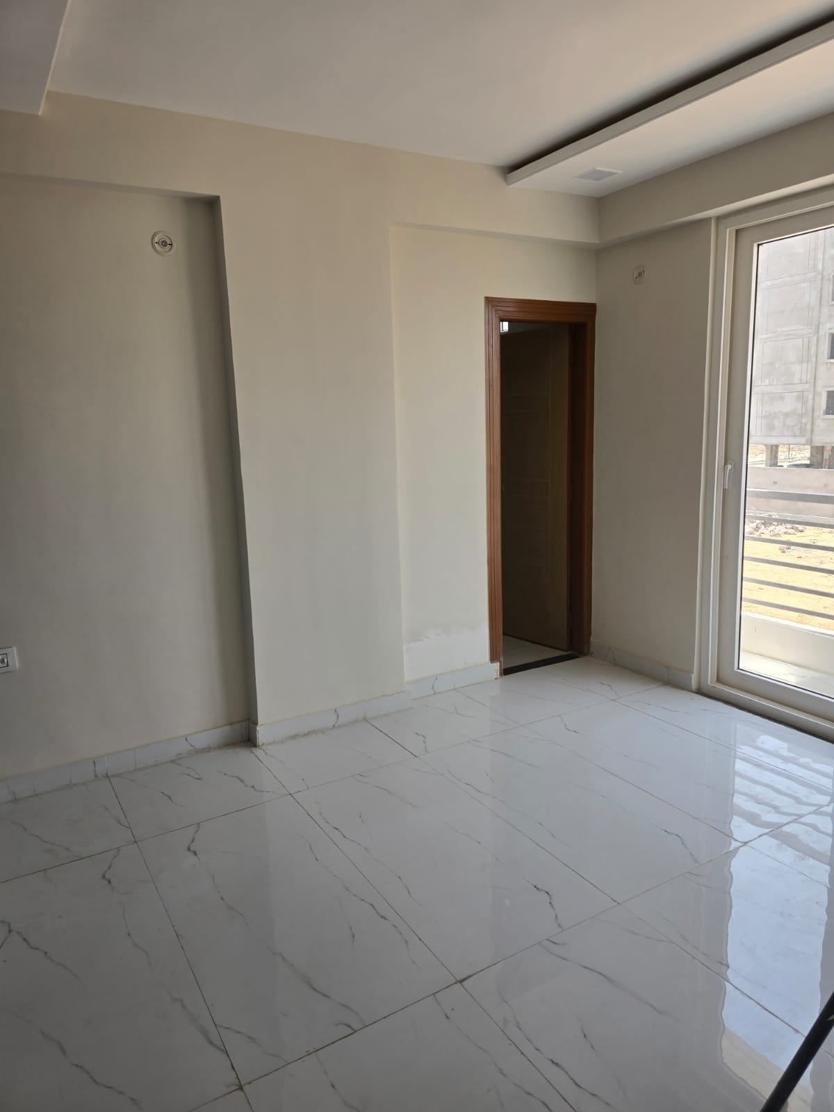 3 BHK Apartment For Sale in Kesar Green 