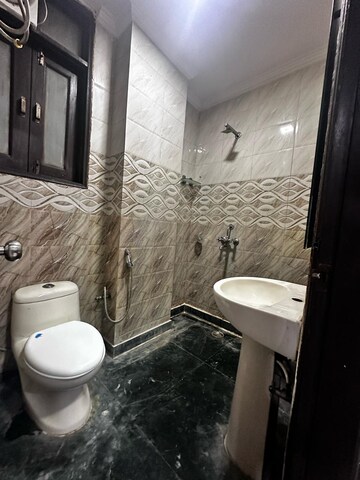 Bathroom in 1 BHK Builder Floor at Paryavaran Complex – for Rent