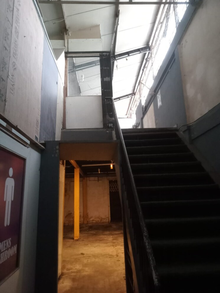 undefined, ghatkopar west Commercial Warehouse 3200 Sq.Ft. In Ghatkopar West Mumbai 8562701