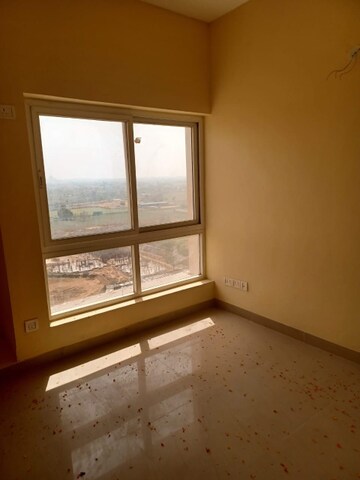 Room in 2 BHK Apartment at Sidhartha NCR One, Sector 95 – for Sale