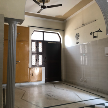 Kitchen in 1.5 BHK Villa at Sector 21 – for Rent