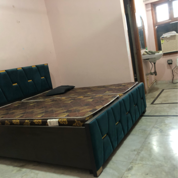 Bedroom in 2.5 BHK Villa at Sector 21 – for Rent
