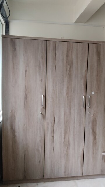 Furnished Amenities in 1 BHK Apartment at Erandavane CHS, Erandwane – for Rent