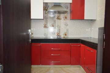Kitchen in 1 BHK Builder Floor at Sector 43 – for Rent
