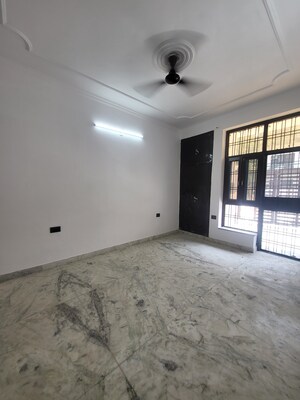 Balcony in 3 BHK Builder Floor at Sector 43 – for Sale