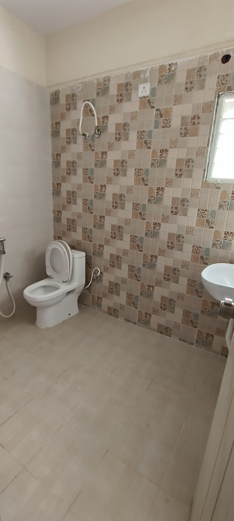 Bathroom, new thippasandra 3 Bedroom 2450 Sq.Ft. Penthouse In New Thippasandra Bangalore 8563401