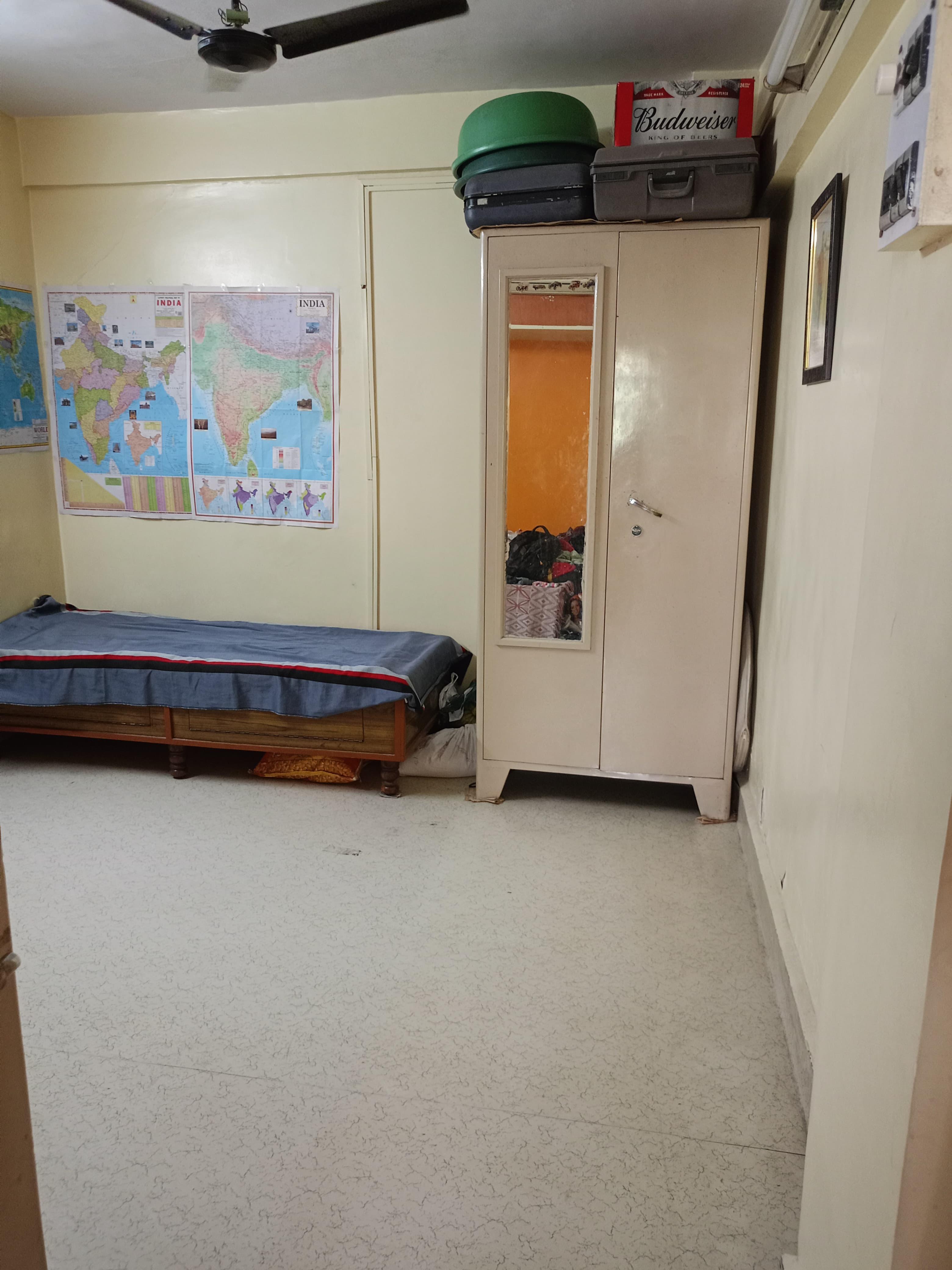 1 BHK + Pooja Room Apartment For Rent in Balaji Complex CHS