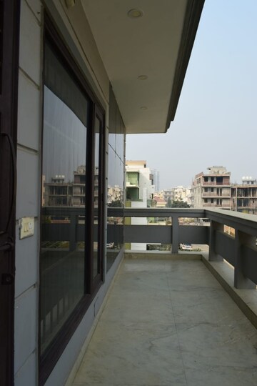 Gym in 1 BHK Builder Floor at Sector 43 – for Rent