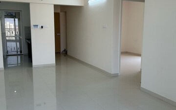 2 BHK Apartment For Rent in VJ YashOne Infinitee, Tathawade