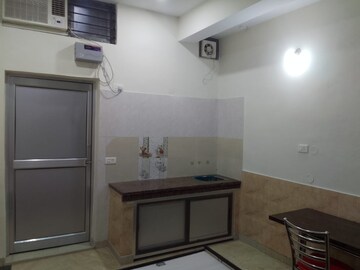 Kitchen in 3 BHK Builder Floor at Sector 43 – for Rent