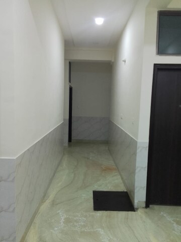 Bathroom in 3 BHK Builder Floor at Sector 43 – for Rent