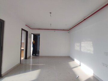 Room in 3 BHK Apartment at Piramal Sunteck Signia Waterfront, Airoli Sector 14 – for Rent