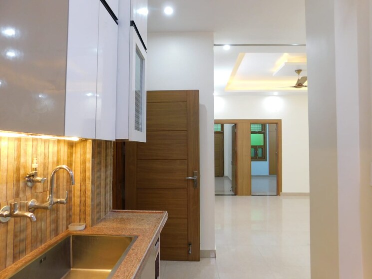 Kitchen, niti khand 3 Bedroom 1400 Sq.Ft. Builder Floor In Niti Khand Ghaziabad 8563254