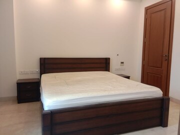 Bedroom in 4 BHK Builder Floor at RWA Hauz Khas Block C 5, Hauz Khas – for Rent