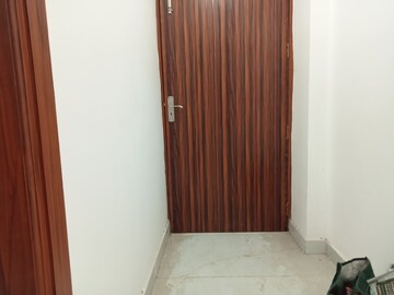 Bathroom in 2 BHK Builder Floor at Mahavir Enclave 1 – for Rent