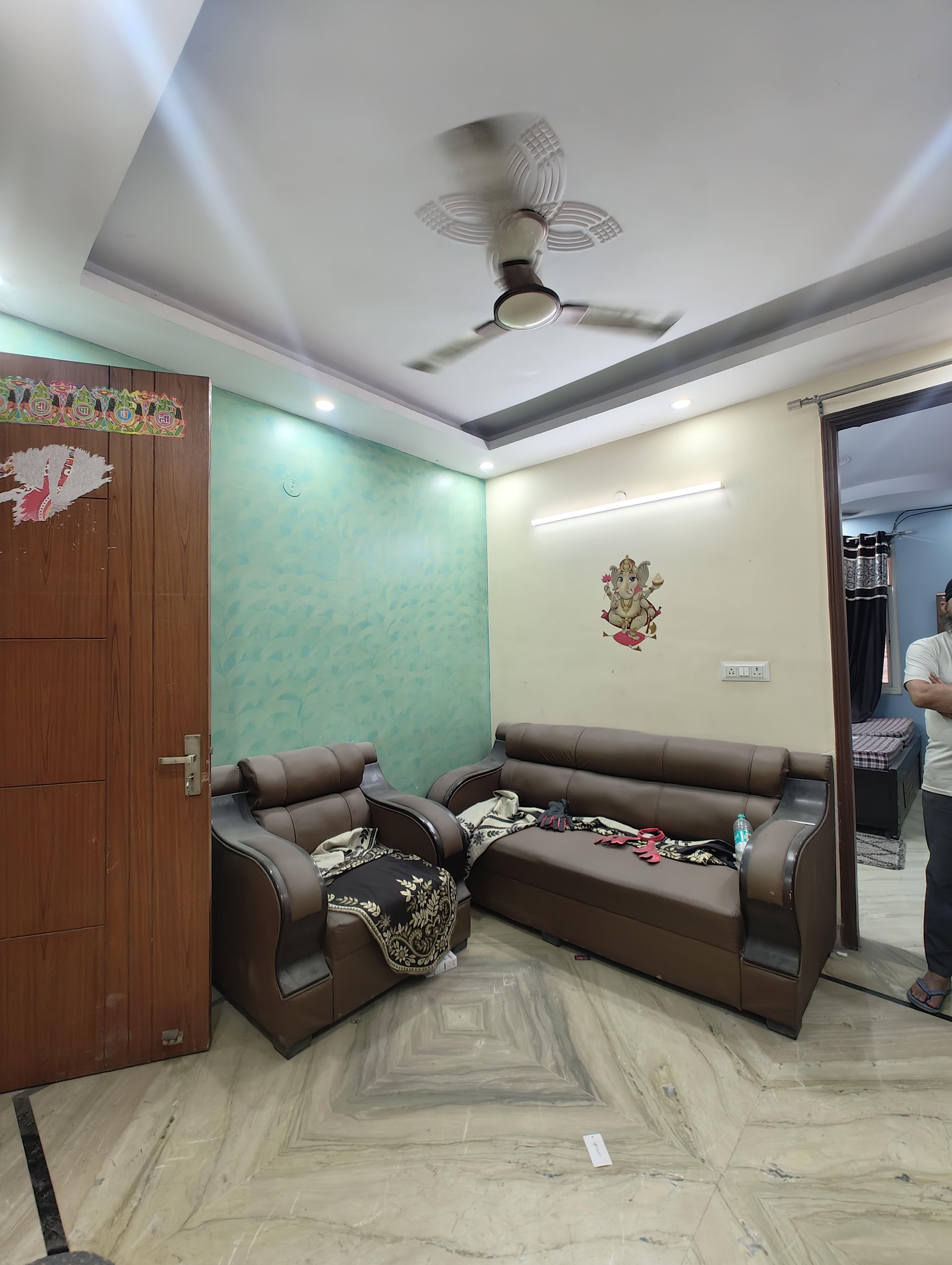 2 BHK + Servant Room Builder Floor For Rent in Govindpuri