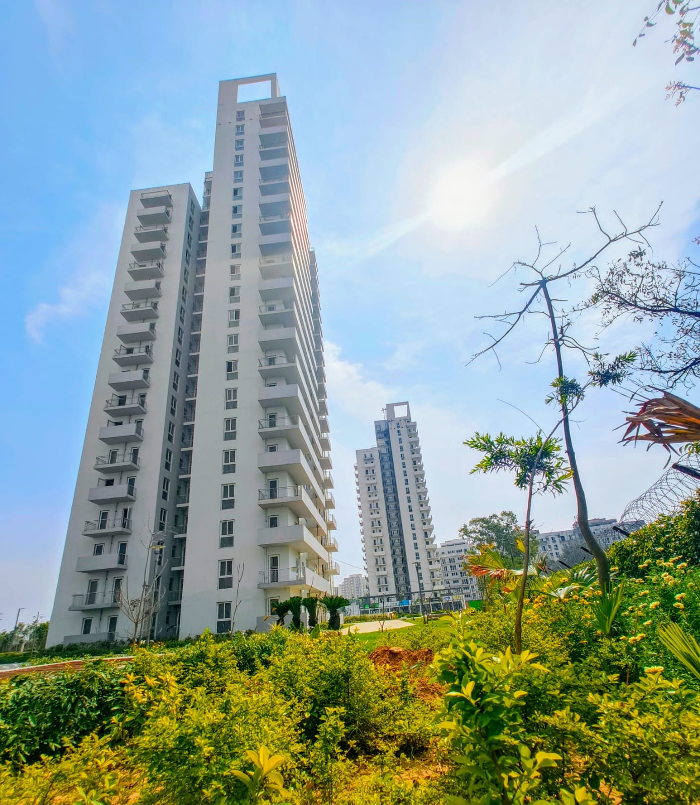 3.5 BHK + Servant Room 2050 Sq.Ft. Apartment in Vatika Seven Elements